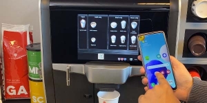 Betjen kaffemaskinen med mobilen og QR